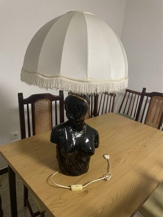 Lámpara Busto Cerámica Negra Vintage