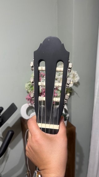 Guitarra Navarra Clásica Negra