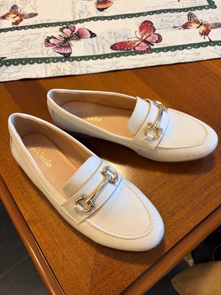 Mocassini beige donna Alesya n. 37