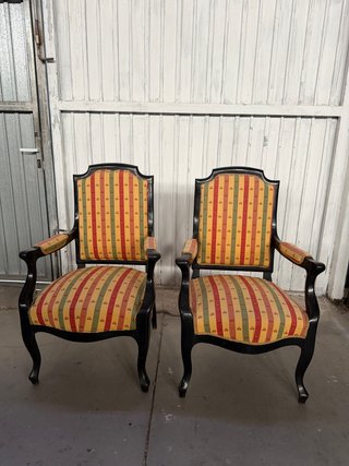 Pareja de sillones antiguos