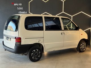 Nissan Serena ¡8 PLAZAS!