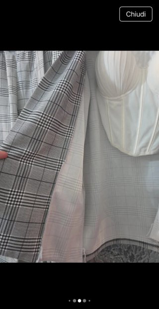 Tailleur con corpetto a quadri