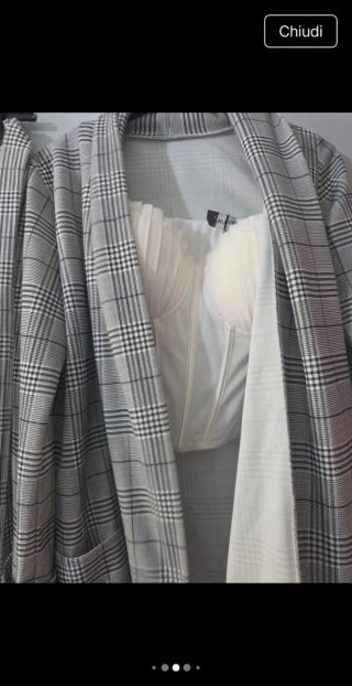 Tailleur con corpetto a quadri