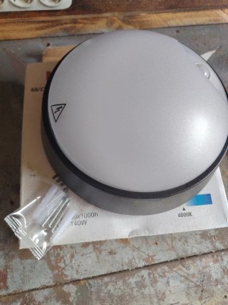 Luz LED 14W 4000K IP54