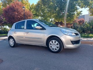 Renault Clio 2009