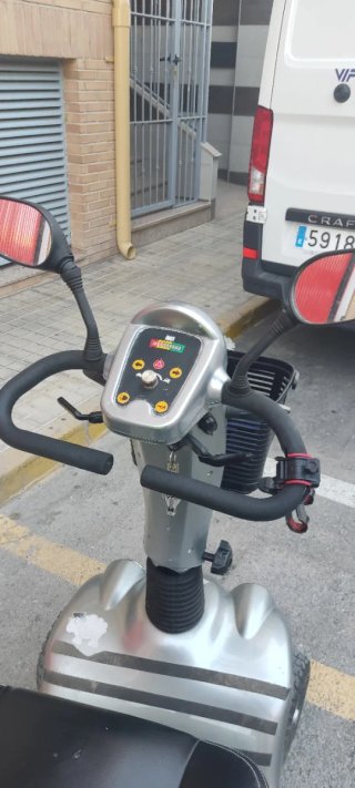 Scooter eléctrico para movilidad reducida