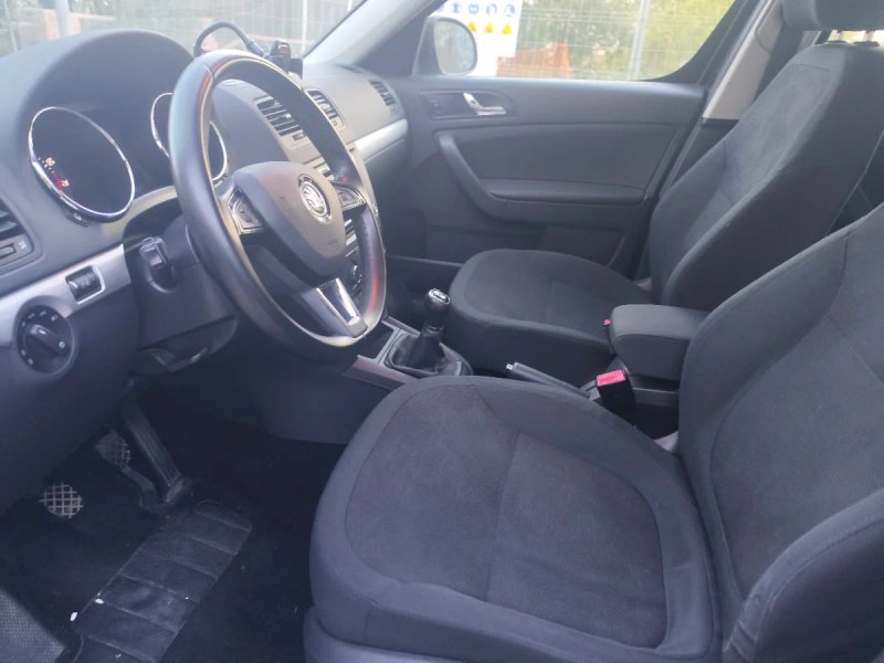 Škoda Yeti 1.2 TSI Ambition 4x2 (2014) 2015, foto 5