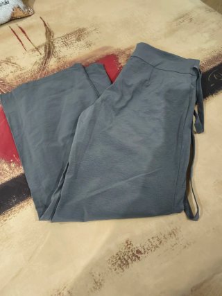 Pantalón largo Mango