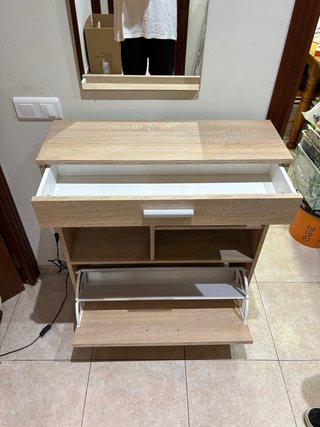 Mueble Recibidor con Zapatero y Espejo.