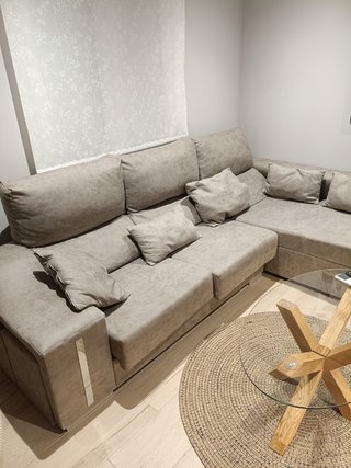 Sofá chaise longue tela gris/beige