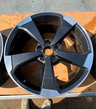 Llantas Audi SQ2 19 Originales