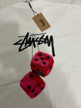Maglietta Stussy con dadi rosa XL