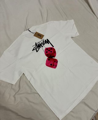 Maglietta Stussy con dadi rosa XL