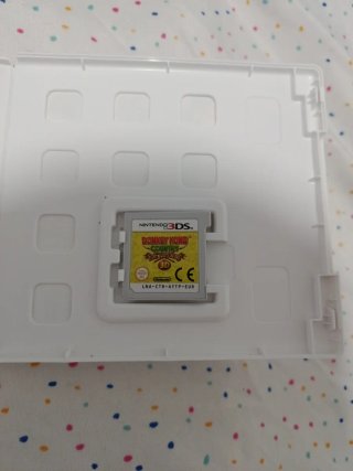 Donkey Kong Country Returns 3D (Nintendo 3DS)
