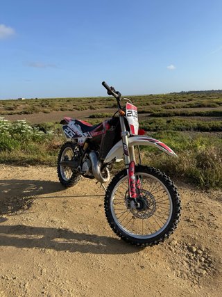Husqvarna WRE 125 2T (2008) + Otro motor