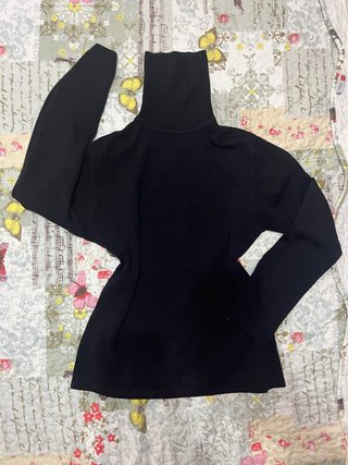 Jersey de Cuello Alto Negro Talla M