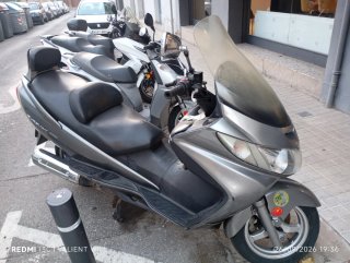 Vendo Suzuki Burgman 500 € año 2006 ITV 2027 eti B