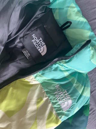 The North Face x KAWS Chaquetón 700