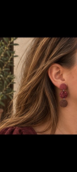Pendientes de arcilla polimérica en color vino