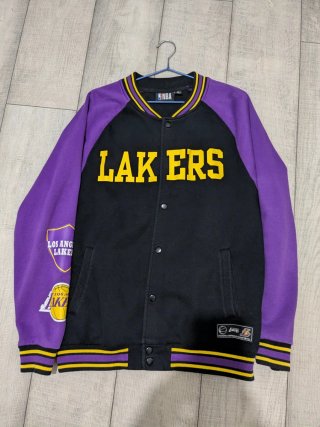 Chaqueta NBA Los Angeles Lakers Negra y Morada