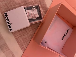 Dije Pandora Plata
