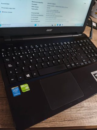 Portátil Acer E5-571