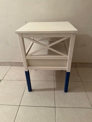 Mesita Auxiliar Blanca y Azul