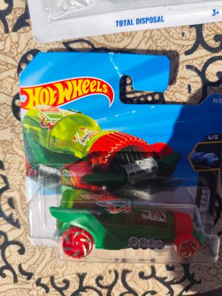 4 Hot Wheels Tresor Hound