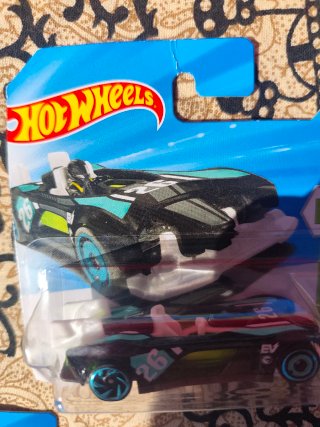4 Hot Wheels Tresor Hound