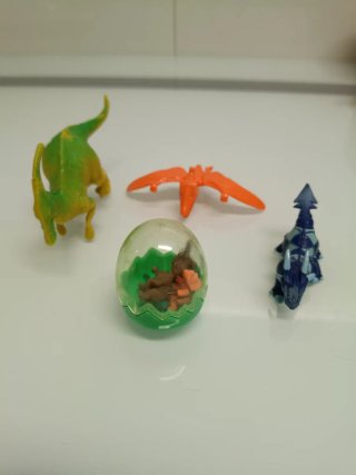Set de 4 Figuras de Dinosaurios