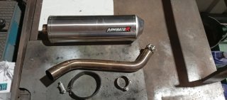 Escape Dominator para BMW F650GS