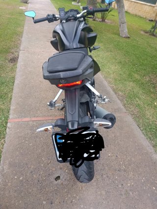 Yamaha MT-125 Negra