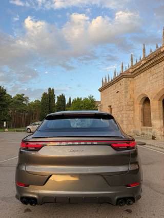 Porsche Cayenne 2019