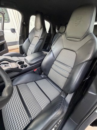 Porsche Cayenne 2019