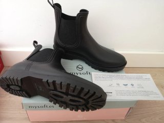 Botines de agua MySoft negros