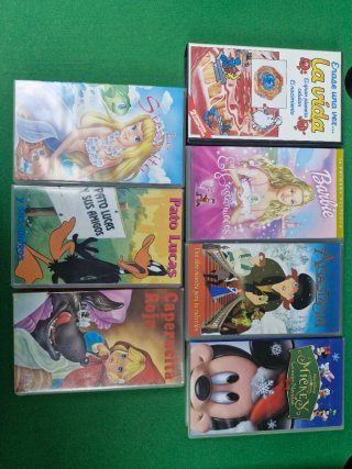 Lote de 7 Películas en VHS Infantiles.