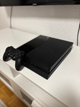 Consola PlayStation 4 (PS4) Negra