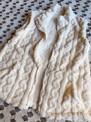 Chaleco blanco de pelo sintético