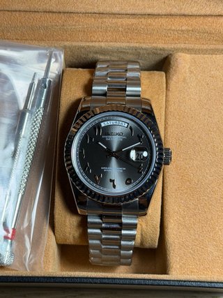 Reloj Seiko Mod Arabic President Gray 40mm