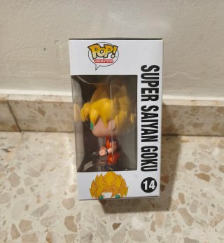 Funko Pop Dragon Ball Z Super Saiyan Goku 14