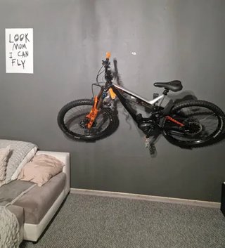 Soporte de pared para bicicleta