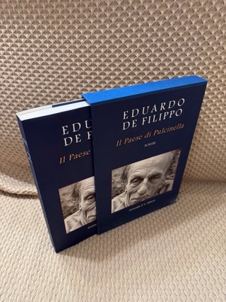 Il paese di Pulcinella Eduardo De Filippo Poesie