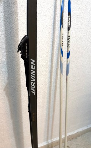 Esquís de Fondo Järvinen con Bastones