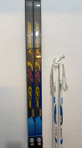 Esquís de Fondo Järvinen con Bastones