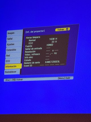 Proyector Epson H846B con Mando
