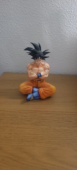 Figura Coleccionable Goku medida a