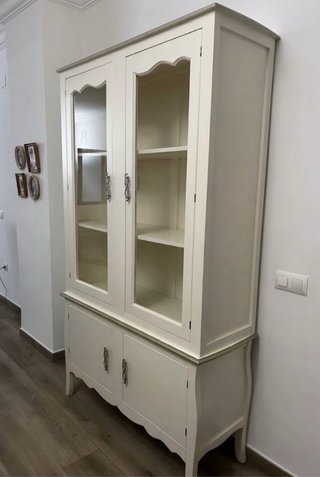 Muebles de salon de madera maciza Estilo clasico.