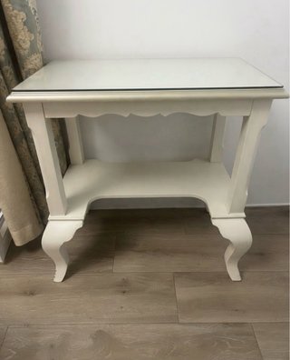 Muebles de salon de madera maciza Estilo clasico.