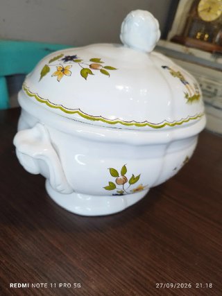 Sopera Moustiers Vintage Porcelana Francesa