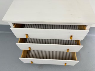 Cómoda Ikea Hemnes Madera maciza